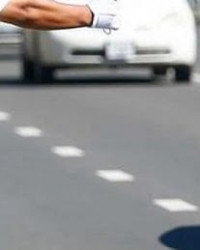 Цагдаа нар нэгнийгээ мөргөж, хүнд гэмтээжээ